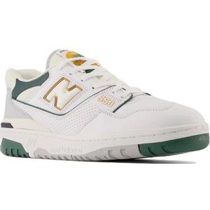 New Balance 550’s in Nightwatch Green